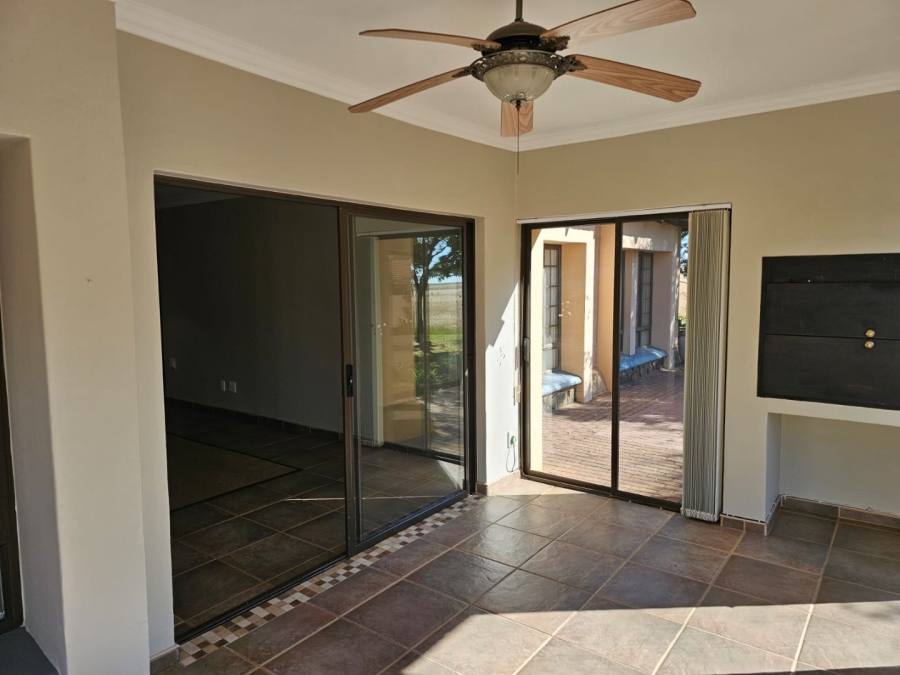 3 Bedroom Property for Sale in Woodland Hills Wildlife Estate Free State